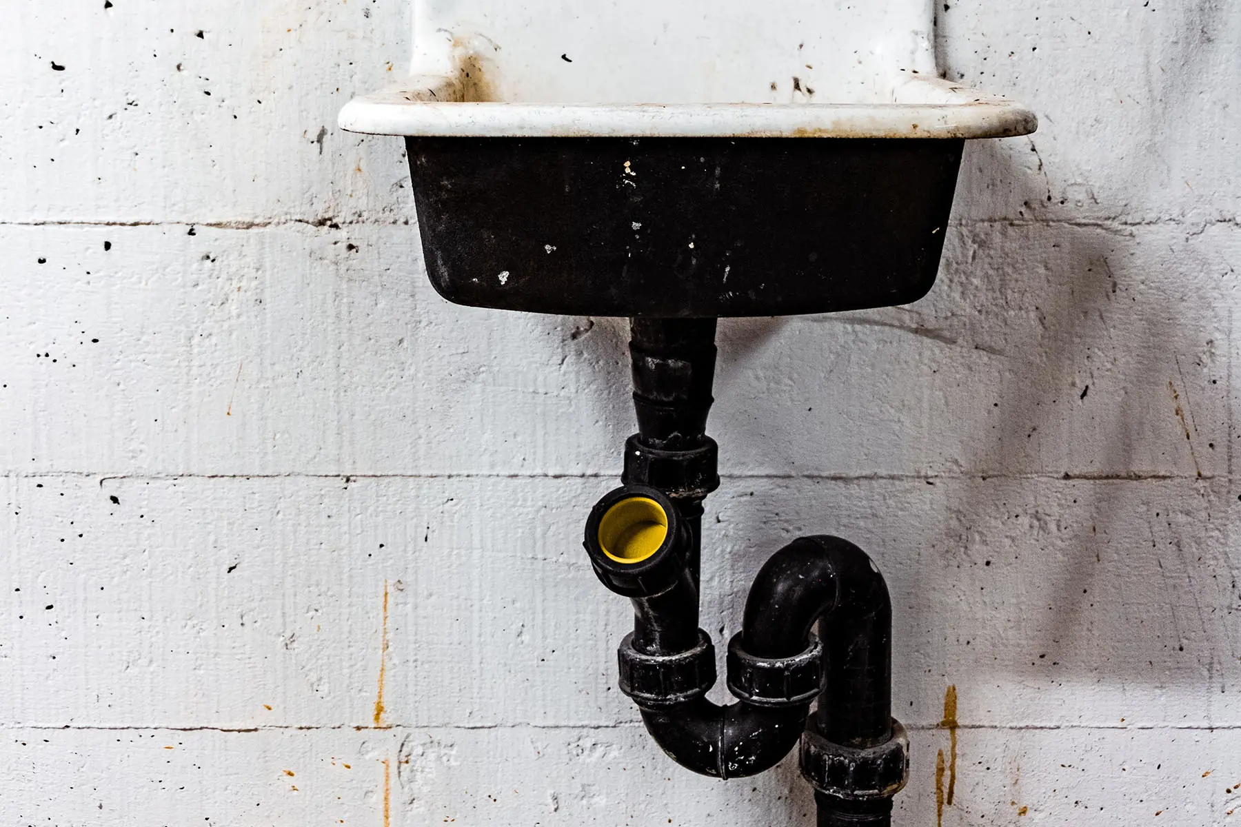 Фотографія системи каналізації